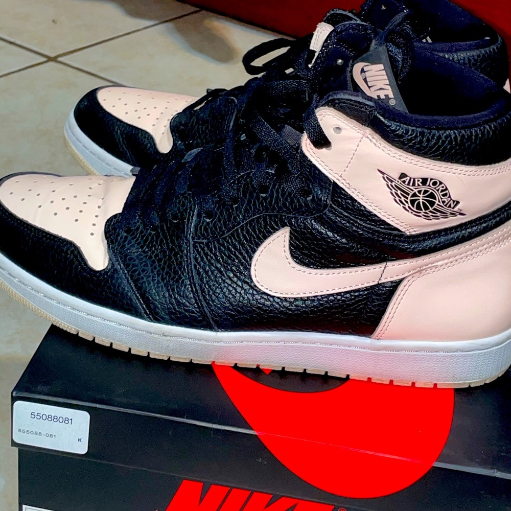 Air Jordan 1 Retro High OG ‘Crimson Tint’
